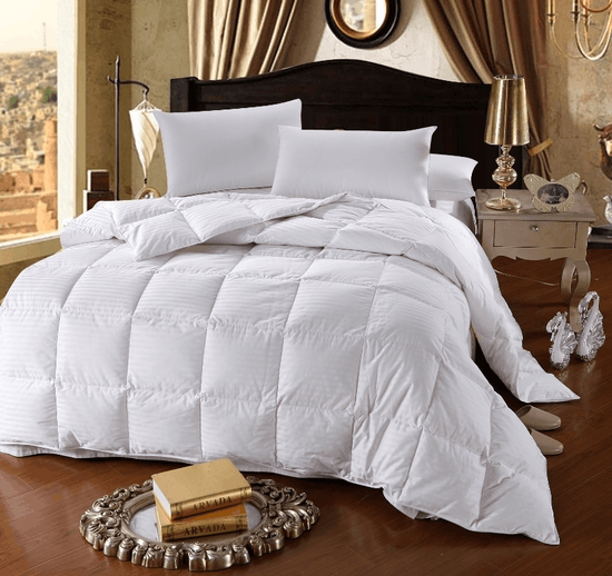 Luxury down comforter
